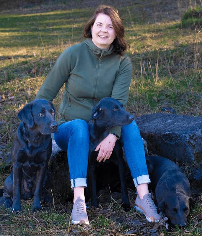 Emmelie Reinson Ledsagarens Assistanshundar